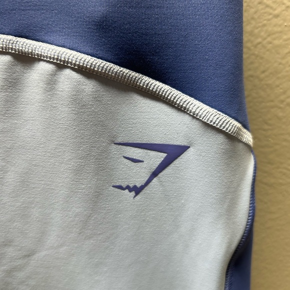 GymShark Two-Tone Leggings - Picture 2 of 4